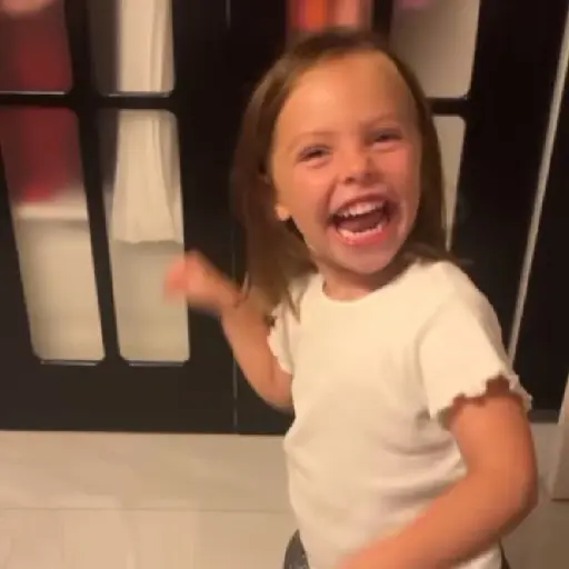 Es un pingüino 🐧niña 👧🏻🔥