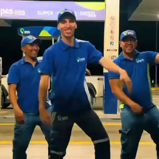 Mueve la pompa 🕺🏻gasolinera⛽