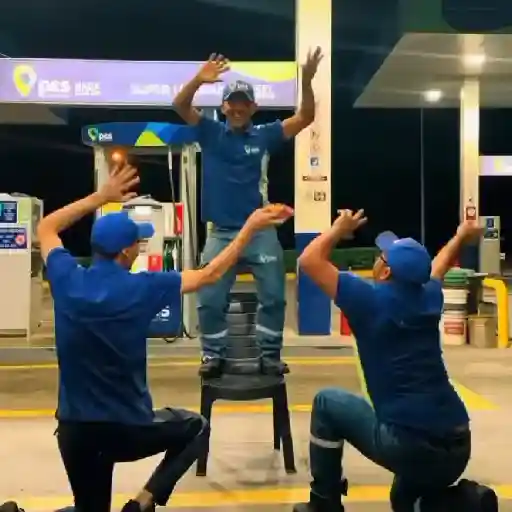 Mueve la pompa 🕺🏻gasolinera⛽ preview