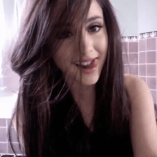 hot/ cutie