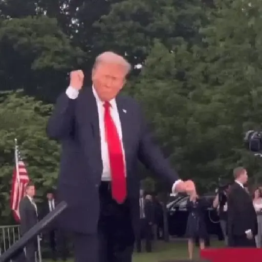 Donald Trump 🇺🇲