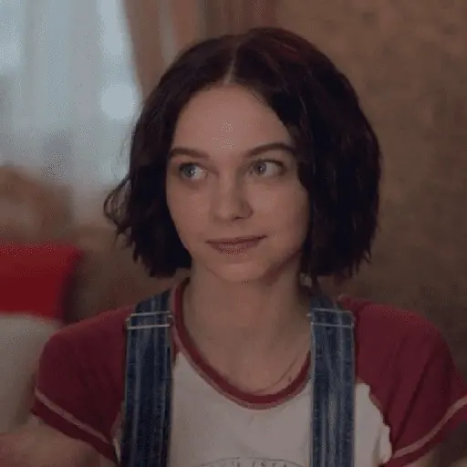 Emma Myers 
