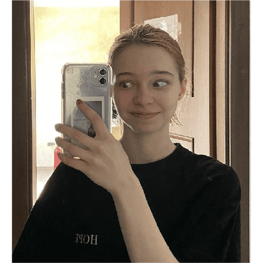 Emma Myers  preview