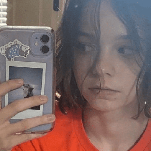 Emma Myers  preview