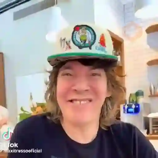la que va sticker 11