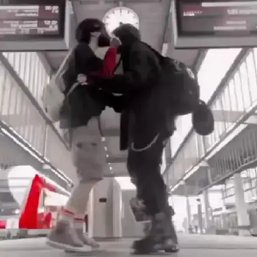 Couple Peluk Hug ❤️