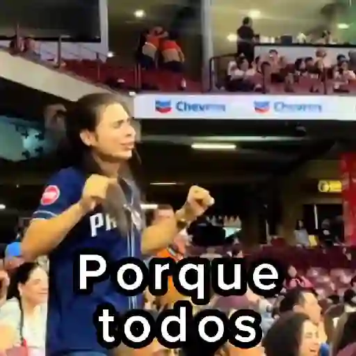 🎙️Todos me miran 🎶Trevi