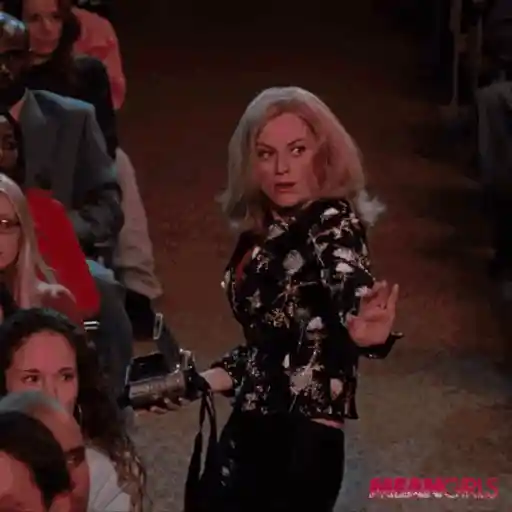 Mean girl - octubre 3 💕💗💖