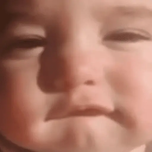 REAÇÕES DE BEBÊS 