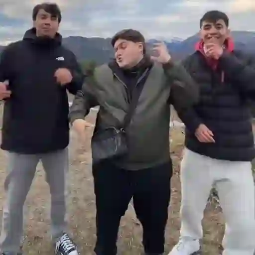 Los Bros 