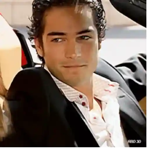 REBELDE 