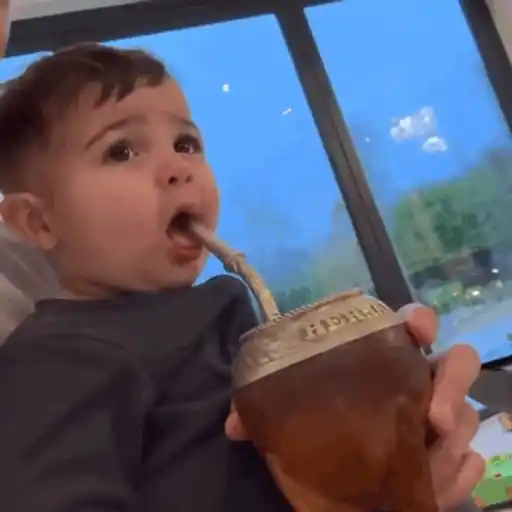 bebé gordo de enzo fernandez 