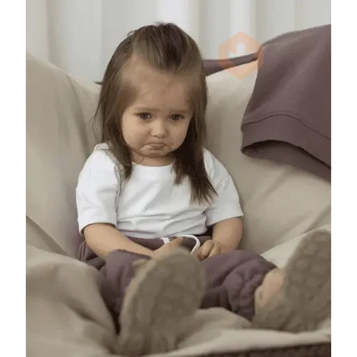 Bebes tristes y enojados #3 sticker 21