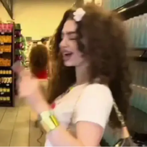 Se quedó jurando 🔥 Ella jura 💋