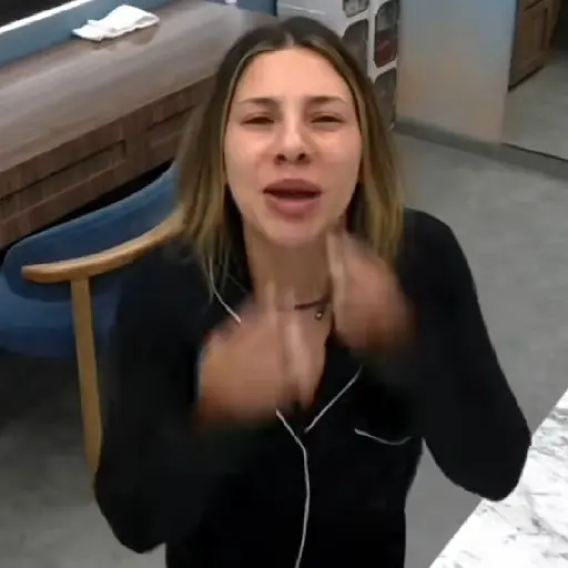 Eli Esparza La mansión VIP