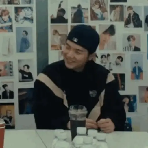 Suga (BTS) 😸