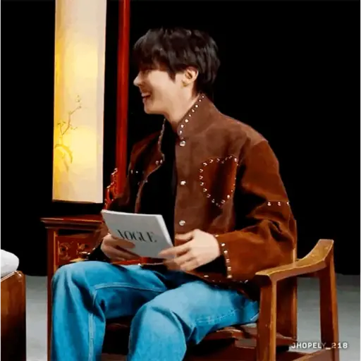 J-HOPE (BTS) 🐿️