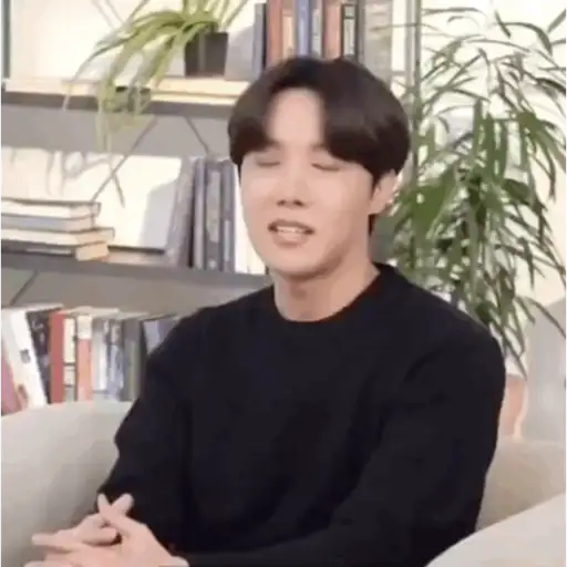 J-HOPE (BTS) 🐿️