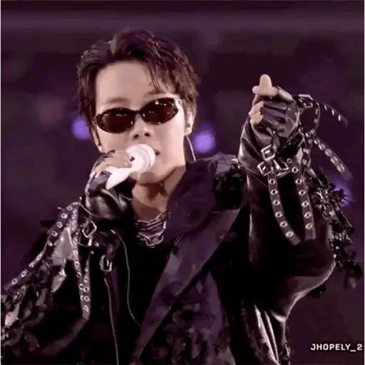 J-HOPE (BTS) 🐿️ preview