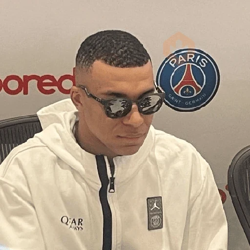 Kylian Mbappé | Real Madrid sticker 15