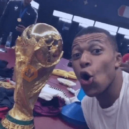 Kylian Mbappé | Real Madrid sticker 22