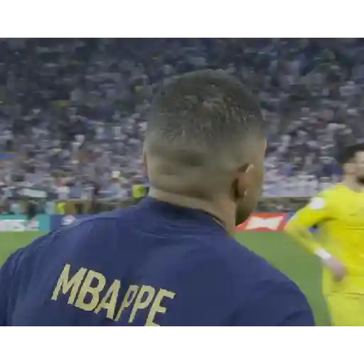 KK Mbappé sticker 25