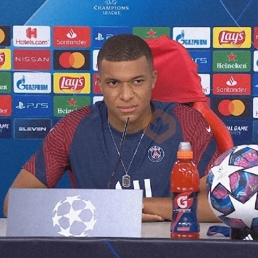 Kylian Mbappé | França sticker 14