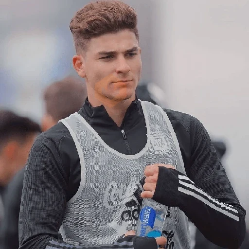Julián Álvarez 1 sticker 26