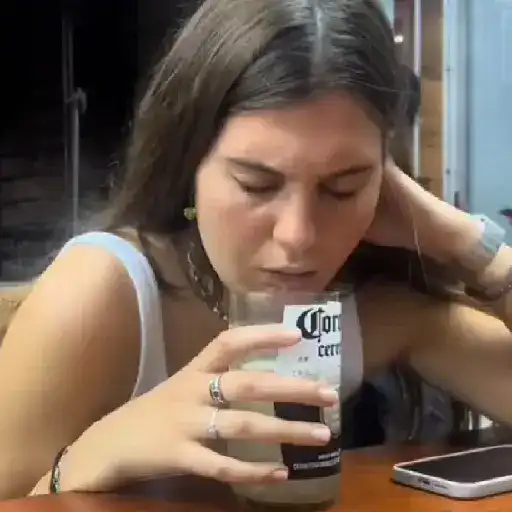 🤢 ¡Qué asco!! 🤮 sticker 11