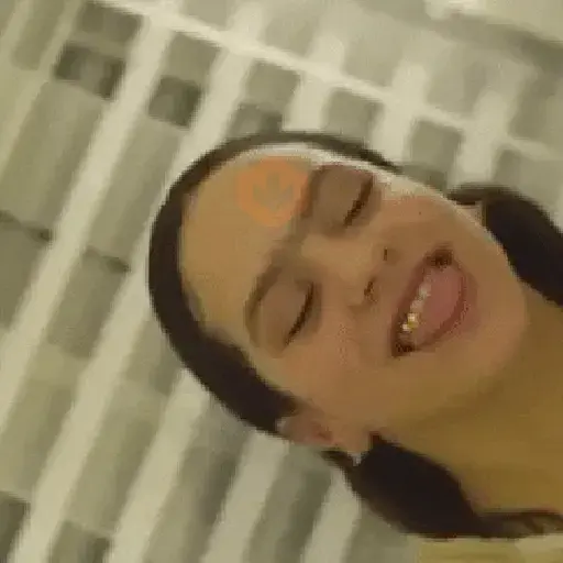 Rosalía 💄💋 sticker 13