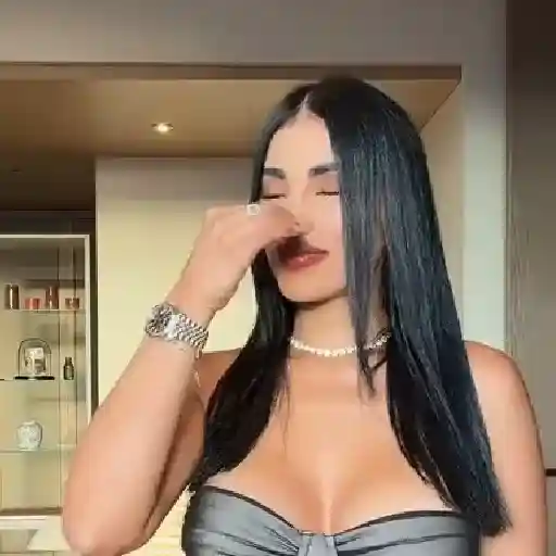 Karina García 🇨🇴✨ sticker 11