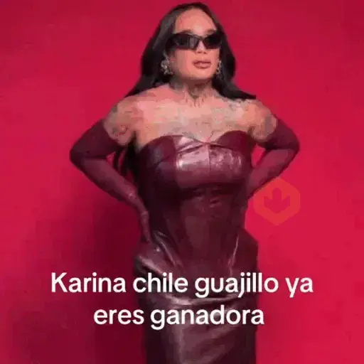 karina Torres💅🏻💋 sticker 17
