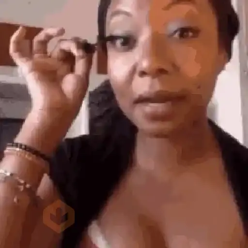 Reacciones Tiktok💩 sticker 12