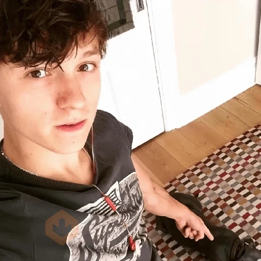 🧿 Tom Holland🕷️🕸️ sticker 12
