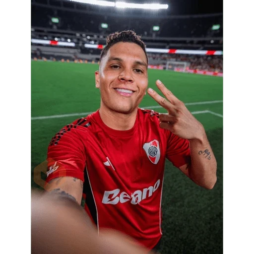 River 🐔🤍❤️🤩 sticker 19