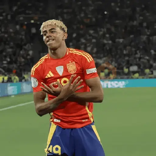 Lamine Yamal 😮‍💨 sticker 11