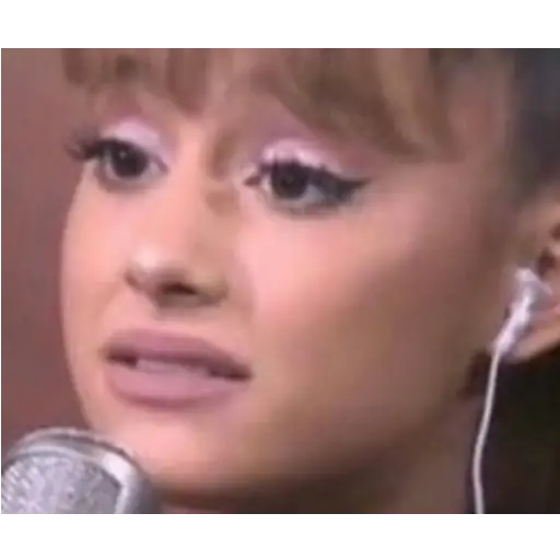 Ariana grande 