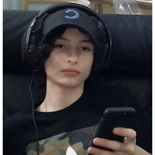 finn wolfhard 