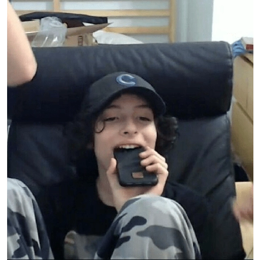 finn wolfhard 