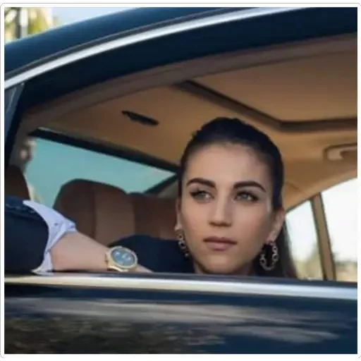 Claudia Salas 🤑 Rebeca 💎ELITE