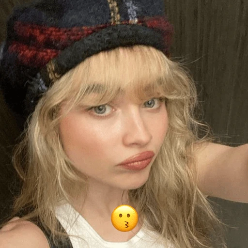 Sabrina Carpenter