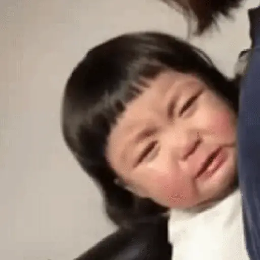 anak kecil GIFs 
