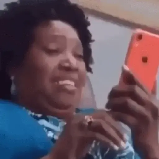 La risa siempre es buena😂❤️✨
