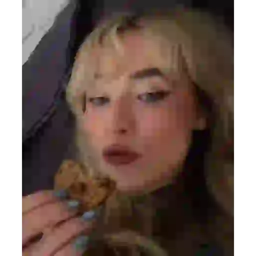 Sabrina Carpenter 
