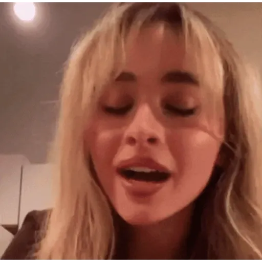 Sabrina Carpenter 
