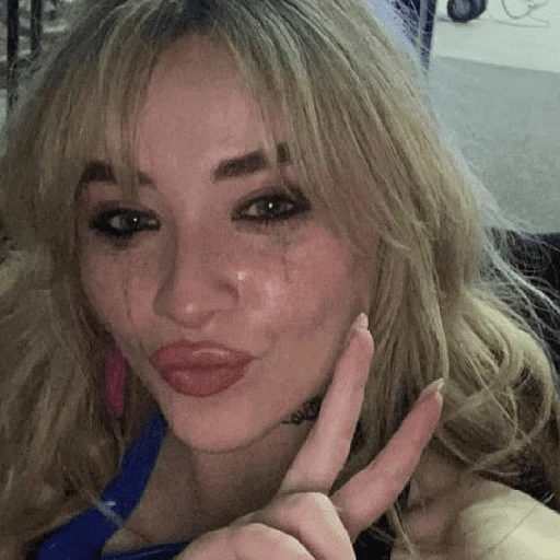 Sabrina Carpenter 
