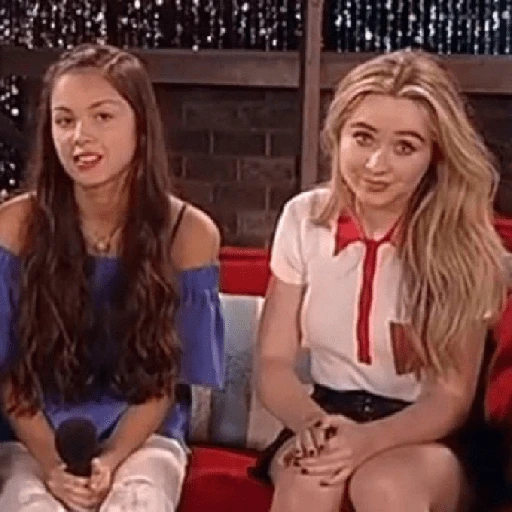Sabrina Carpenter 
