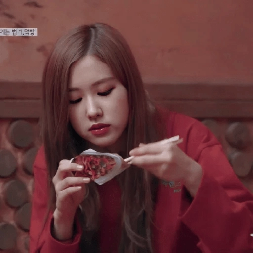 blackpink rose 
