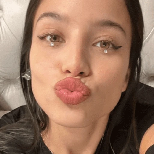 Emilia mernes 
