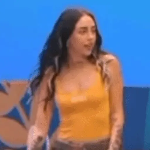 Nicki Nicole